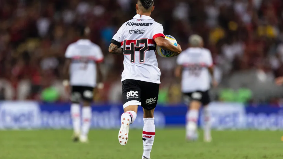 São Paulo recebe Libertad a um empate das oitavas da Libertadores